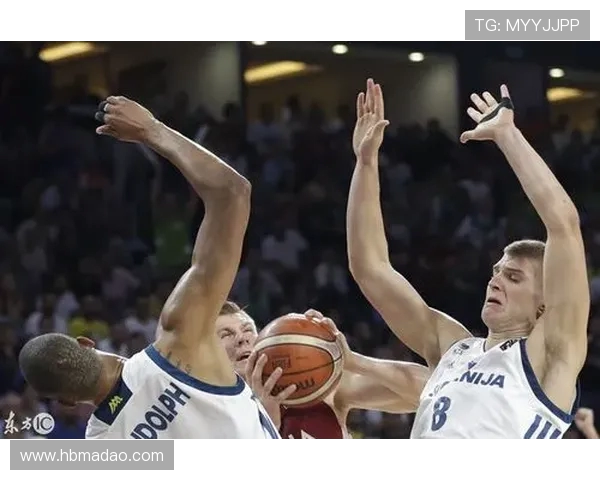 北京篮球队在欧锦赛的拼搏历程与荣耀时刻的深度剖析与回顾